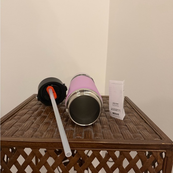 Hydro Flask Purple Bottle with Black Cap - Picture 5 of 8
